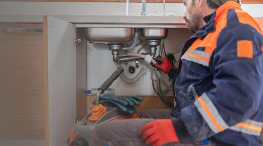 Thermal Imaging Leak Detection in Henderson, IA